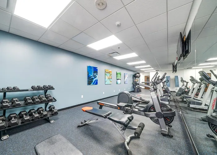 Cozy Chic Downtown 7th Floor Views Fast Wifi 24-7 Gym Lounge Roku Apartment Pittsburgh