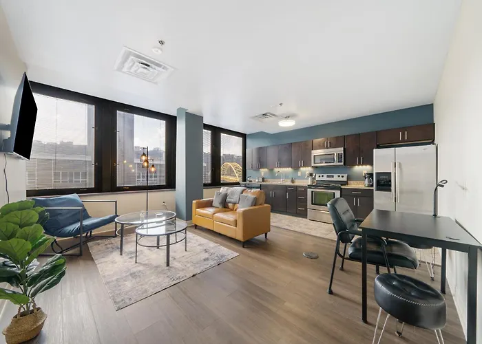 Apartment Cozy Chic Downtown 7th Floor Views Fast Wifi 24-7 Gym Lounge Roku